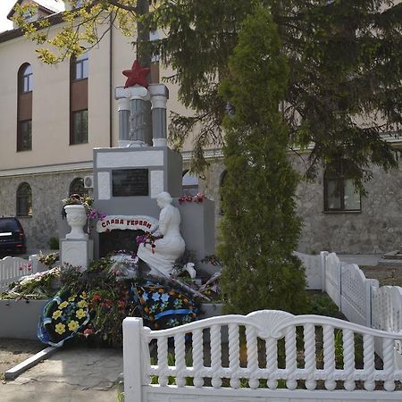Apartment Vid Na Krepost Kamianets-Podilskyi Exterior foto